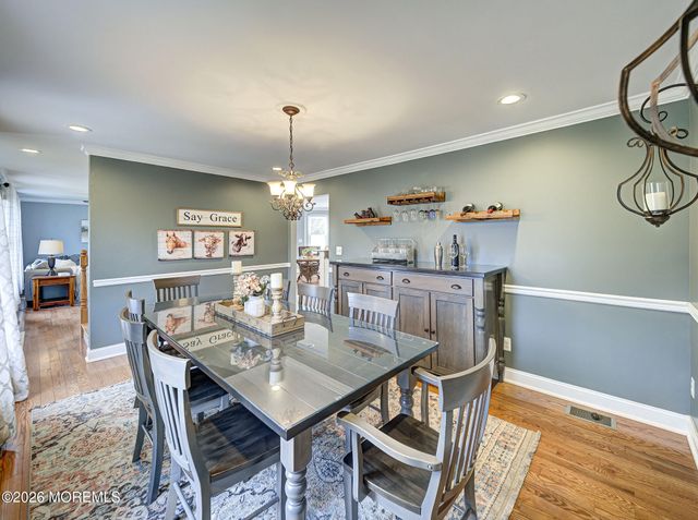 13 Morningside Drive, Toms River, NJ 08755