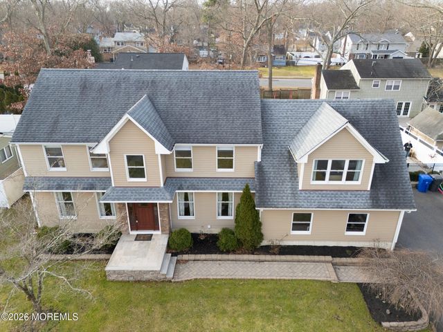 13 Morningside Drive, Toms River, NJ 08755