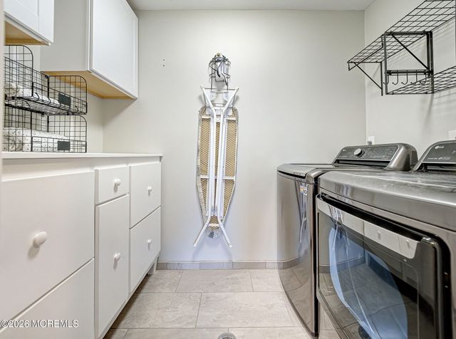 13 Morningside Drive, Toms River, NJ 08755