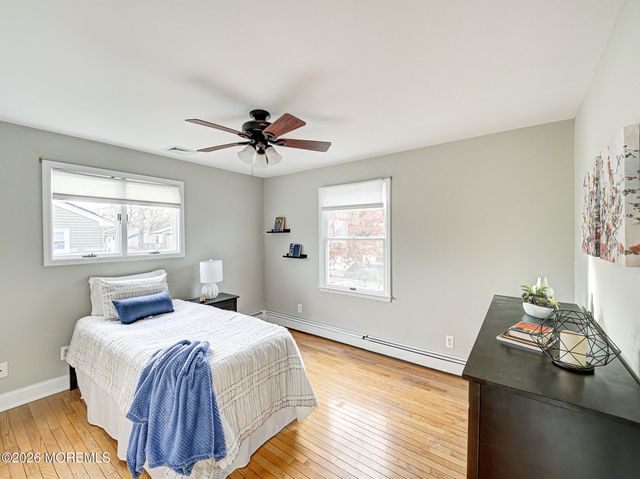 13 Morningside Drive, Toms River, NJ 08755