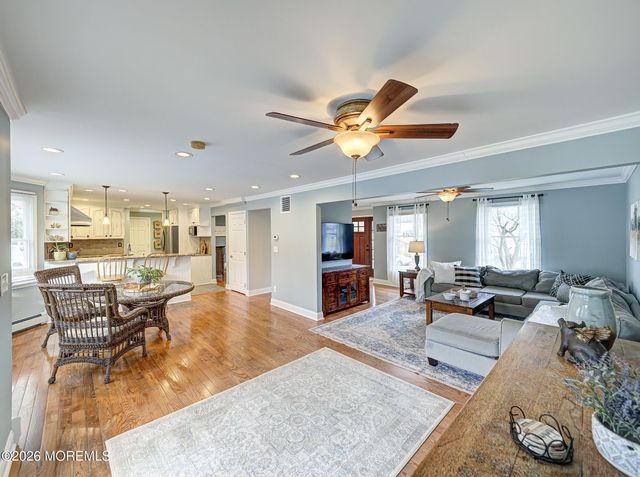 13 Morningside Drive, Toms River, NJ 08755