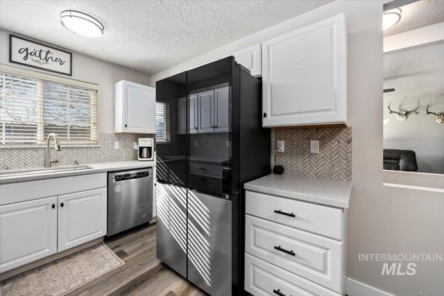 1625 4th Avenue East, Twin Falls, ID 83301