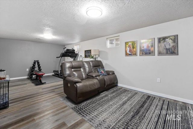 1625 4th Avenue East, Twin Falls, ID 83301