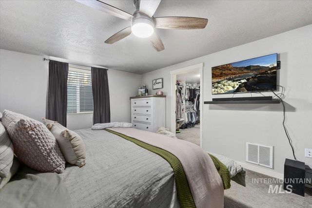 1625 4th Avenue East, Twin Falls, ID 83301