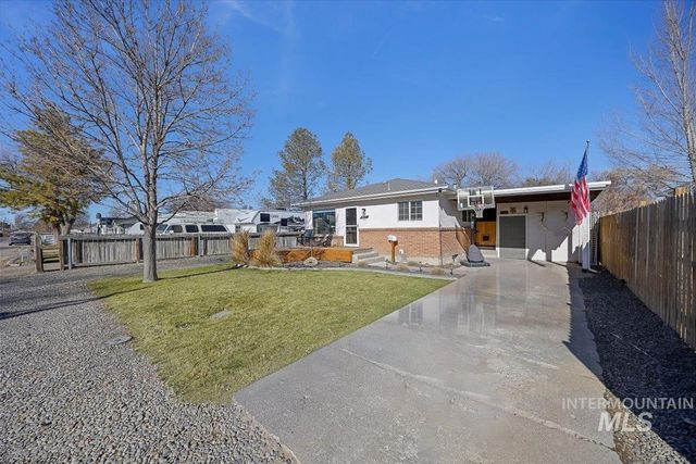 1625 4th Avenue East, Twin Falls, ID 83301