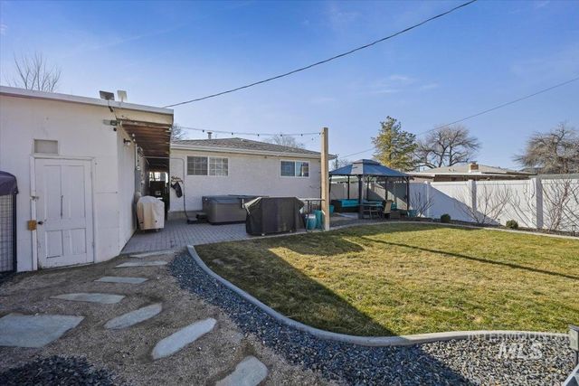 1625 4th Avenue East, Twin Falls, ID 83301