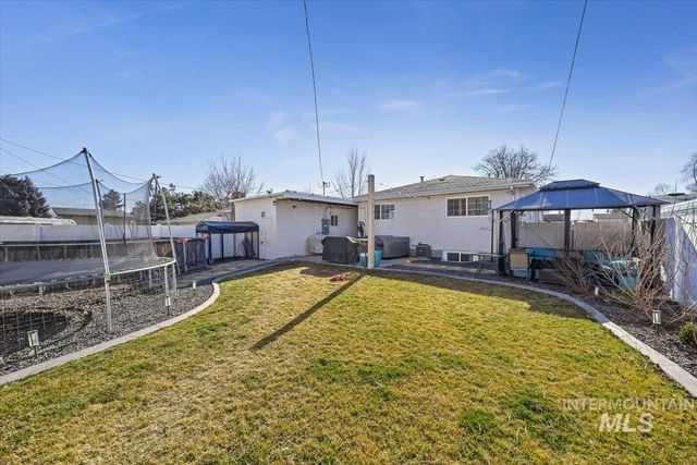 1625 4th Avenue East, Twin Falls, ID 83301