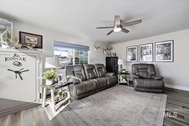 1625 4th Avenue East, Twin Falls, ID 83301