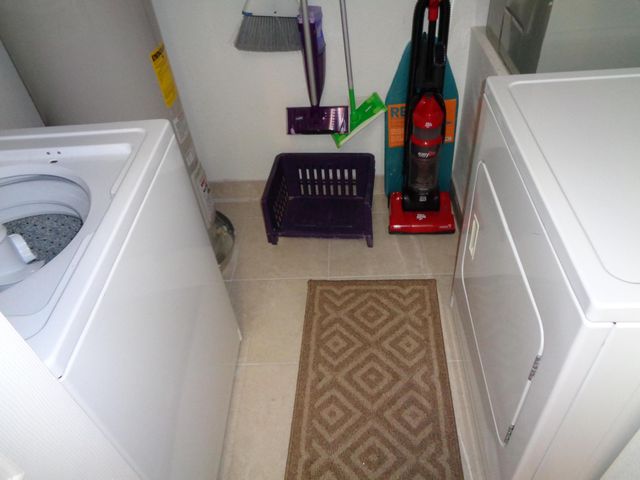 191 SW Palm Dr Apt 102, Port St Lucie, FL 34986