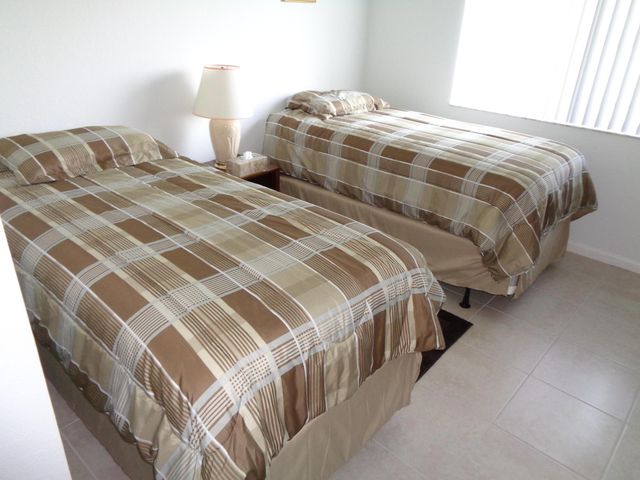 191 SW Palm Dr Apt 102, Port St Lucie, FL 34986