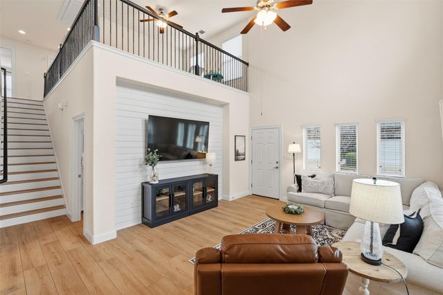 2304 S Lakeline BLVD 411, Cedar Park, TX 78613