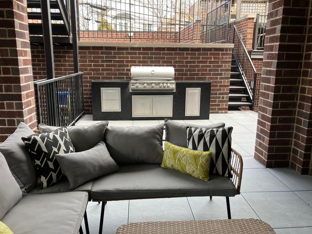 1849 N Mohawk Street 1, Chicago, IL 60614