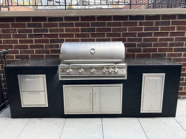 1849 N Mohawk Street 1, Chicago, IL 60614