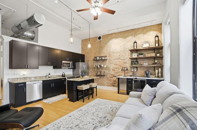 417 Vine Street, Cincinnati, OH 45202