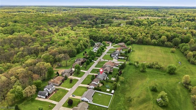 100 Forest Hill Drive, Hubbard, OH 44425