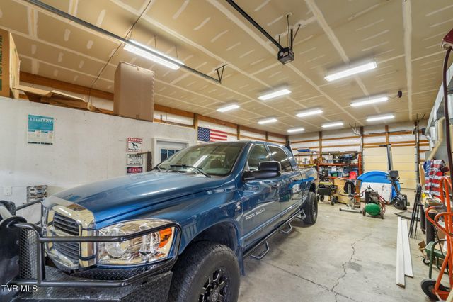 3315 Island Road, Blountville, TN 37617