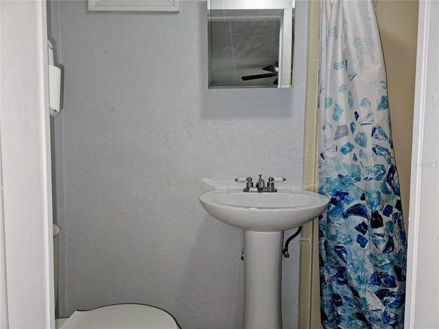 2455 8TH AVENUE N 3, St Petersburg, FL 33713