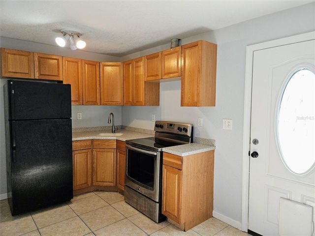 2455 8TH AVENUE N 3, St Petersburg, FL 33713