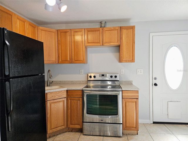 2455 8TH AVENUE N 3, St Petersburg, FL 33713