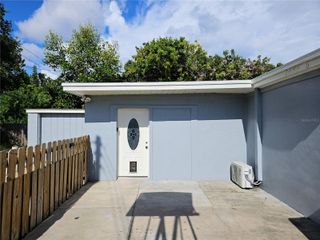 2455 8TH AVENUE N 3, St Petersburg, FL 33713