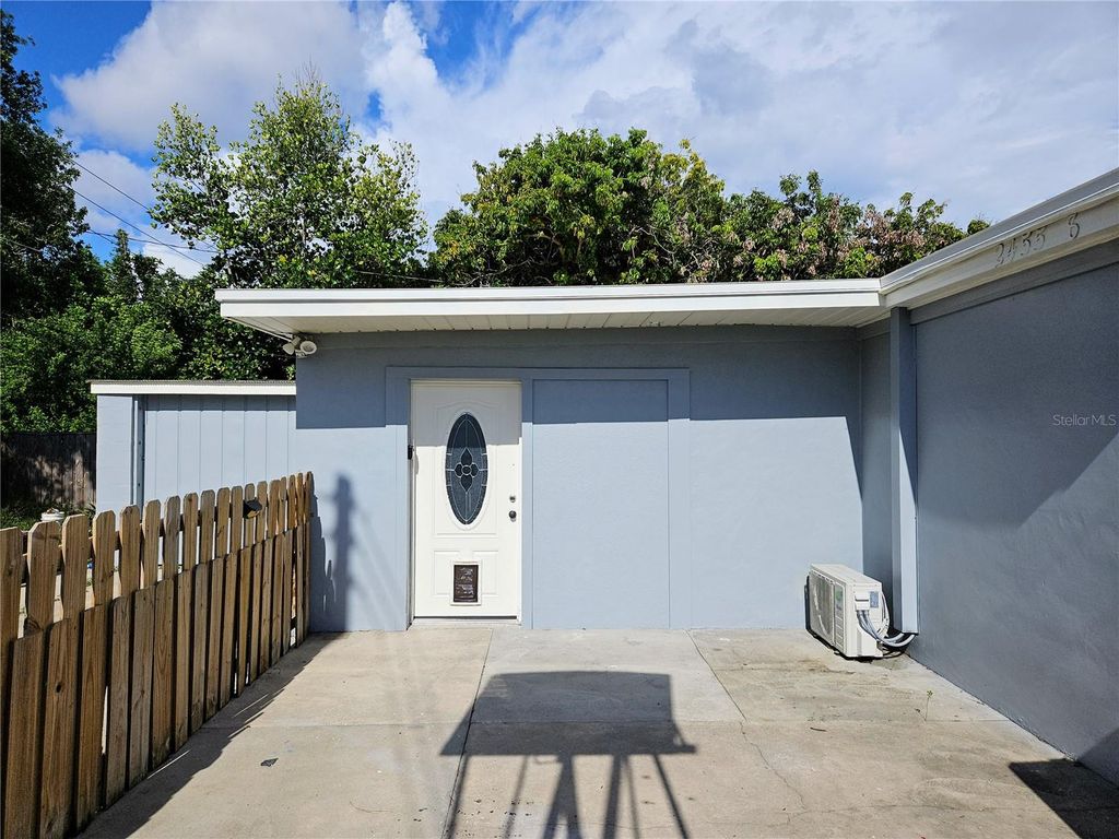 2455 8TH AVENUE N 3, St Petersburg, FL 33713