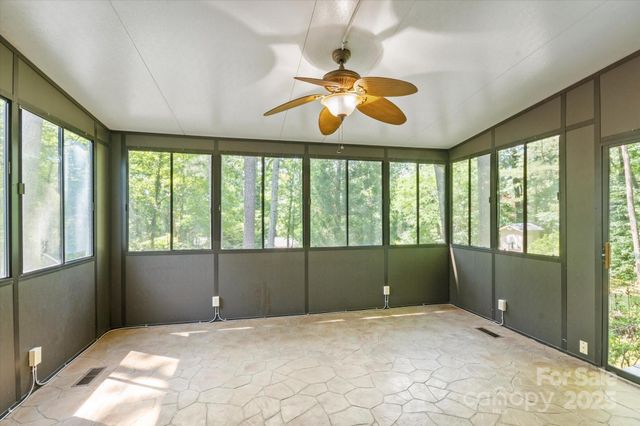 55 Diamond Ridge Lane, Columbus, NC 28722