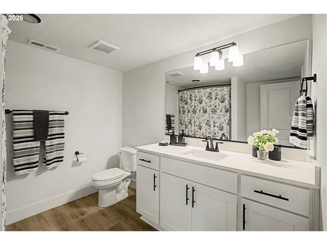 19072 Sw NORTHRIDGE Ct, Beaverton, OR 97007