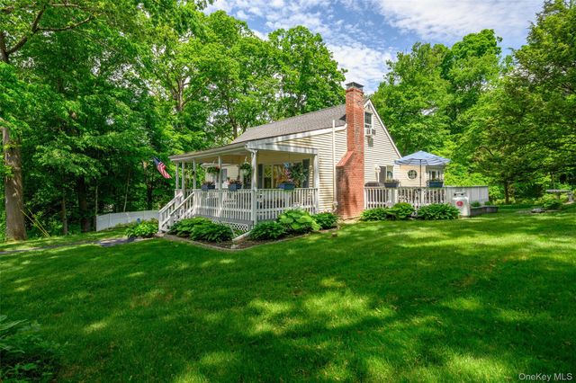 23 Cobey Terrace, Poughkeepsie, NY 12601