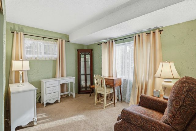 8945 Rosewood Dr, Sacramento, CA 95826