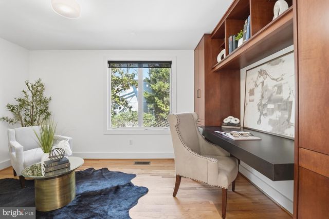 4135 YUMA ST NW, Washington, DC 20016