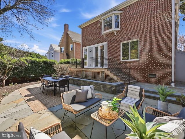 4135 YUMA ST NW, Washington, DC 20016