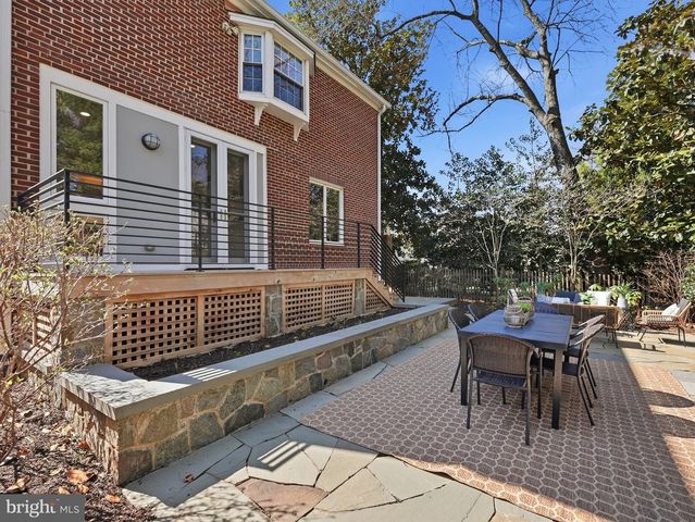 4135 YUMA ST NW, Washington, DC 20016