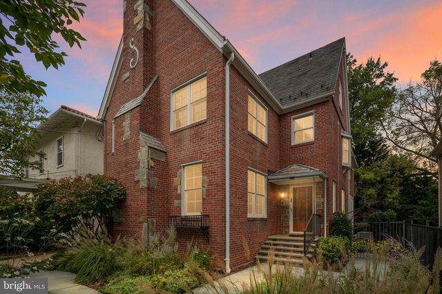 4135 YUMA ST NW, Washington, DC 20016