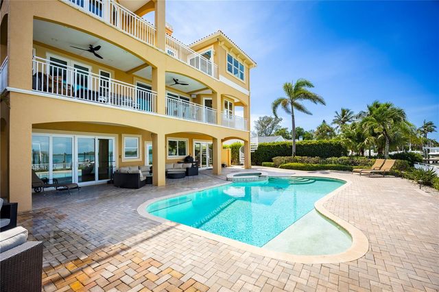 306 HARBOR DRIVE, Indian Rocks Beach, FL 33785