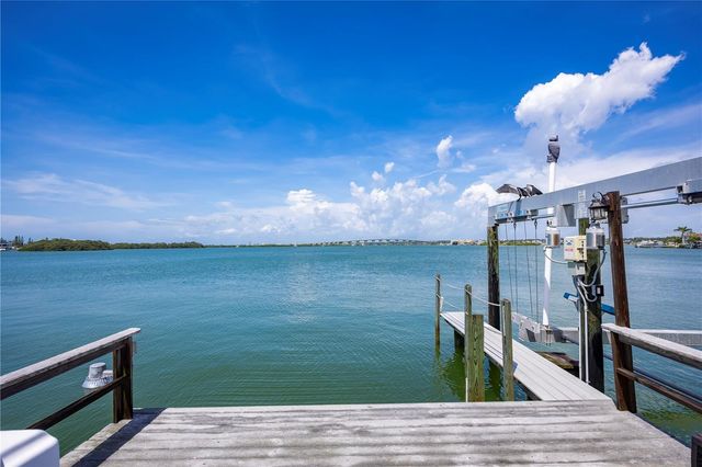 306 HARBOR DRIVE, Indian Rocks Beach, FL 33785