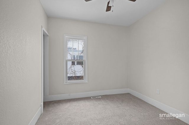 2109 Hoyt Street, Muskegon Heights City, MI 49444