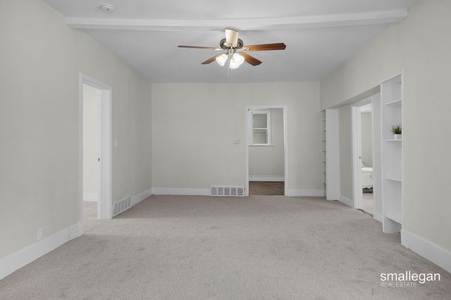 2109 Hoyt Street, Muskegon Heights City, MI 49444