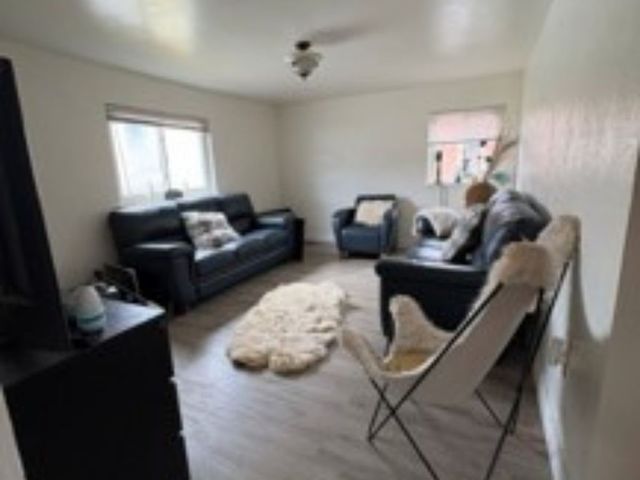 116 Delrose Dr, Liberty Boro, PA 15133