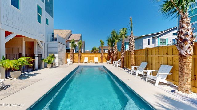 1501 Canal Drive, Carolina Beach, NC 28428