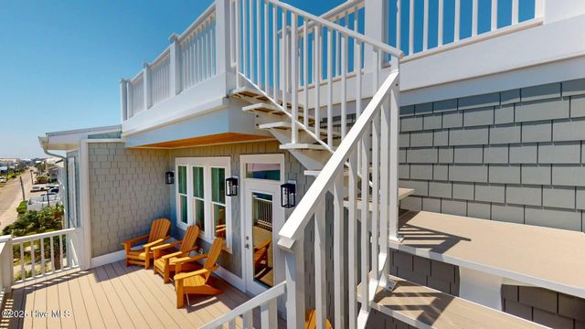 1501 Canal Drive, Carolina Beach, NC 28428
