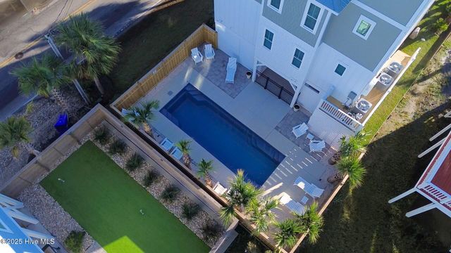 1501 Canal Drive, Carolina Beach, NC 28428