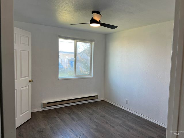 766 SE 4th Street, Ontario, OR 97914