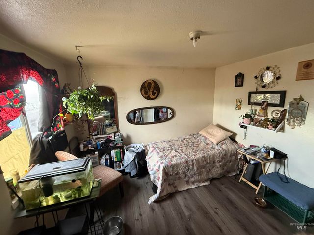 766 SE 4th Street, Ontario, OR 97914