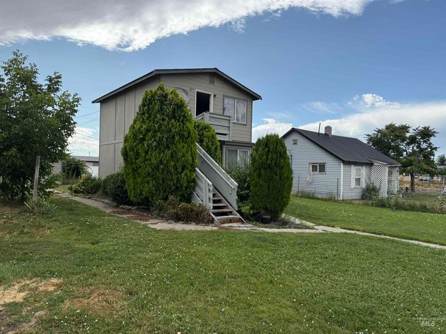 766 SE 4th Street, Ontario, OR 97914