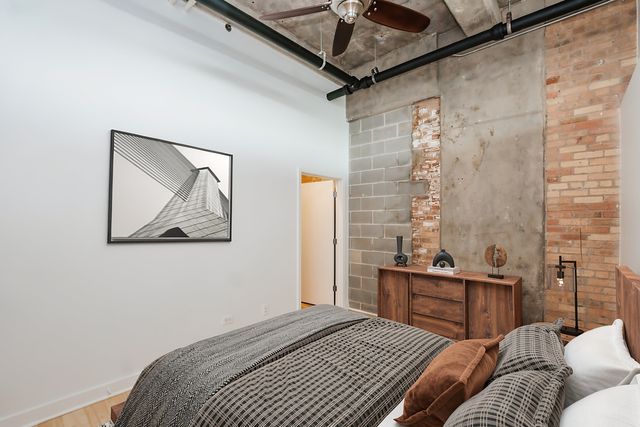 320 E 21ST Street 807, Chicago, IL 60616
