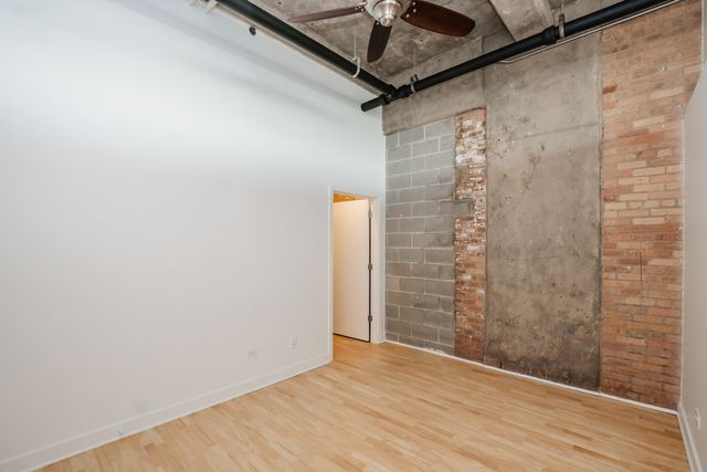320 E 21ST Street 807, Chicago, IL 60616