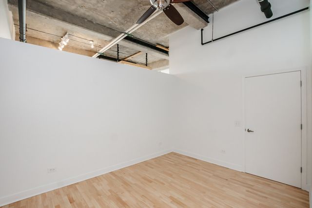 320 E 21ST Street 807, Chicago, IL 60616
