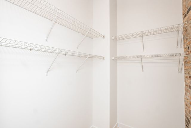 320 E 21ST Street 807, Chicago, IL 60616