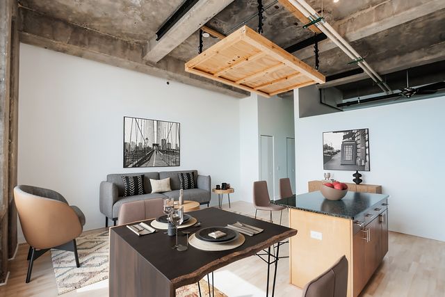 320 E 21ST Street 807, Chicago, IL 60616