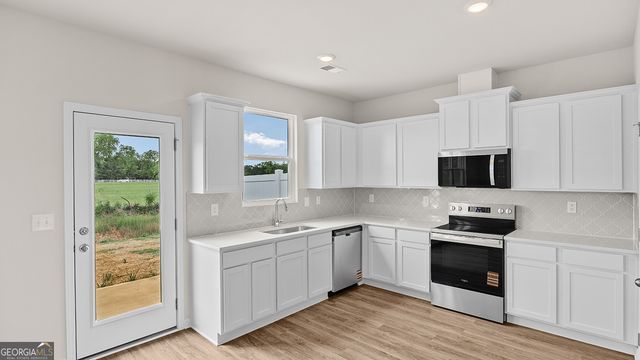 81B Lavendar Lane, Perry, GA 31069